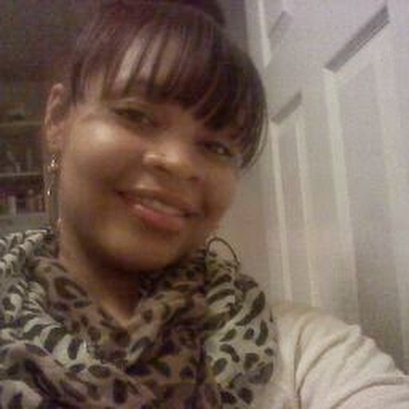 Meet your Posher, Jessica - Picture 1 of 1